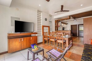Dining - Alaya Stays Glass River 4 BHK Villa (Aluva)
