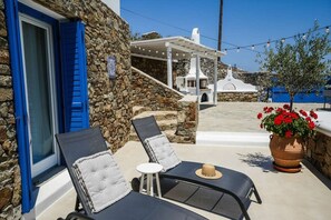Terrace/patio - Panormos Stay for Seven Guests (Mikonos)