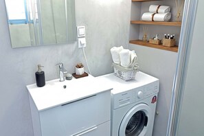 Interior - Blue Marsis Apt Paros Escape (Paros)