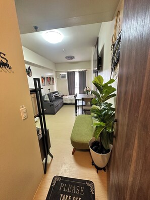 1 bedroom, WiFi, bed sheets - 
Avida Abreeza Studio l 3Pax Near Abreeza Mall I Airport Trans Available (Davao City)
