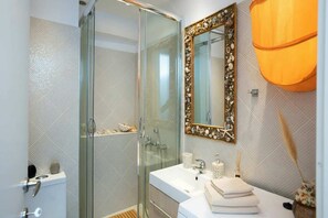 Shower - Traditional House in Mykonos Centre (Mikonos)