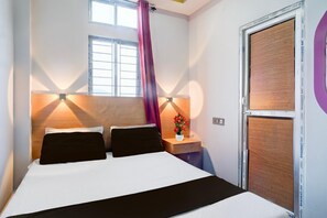 Room - Super Hotel O Garchuk Market (Guwahati)