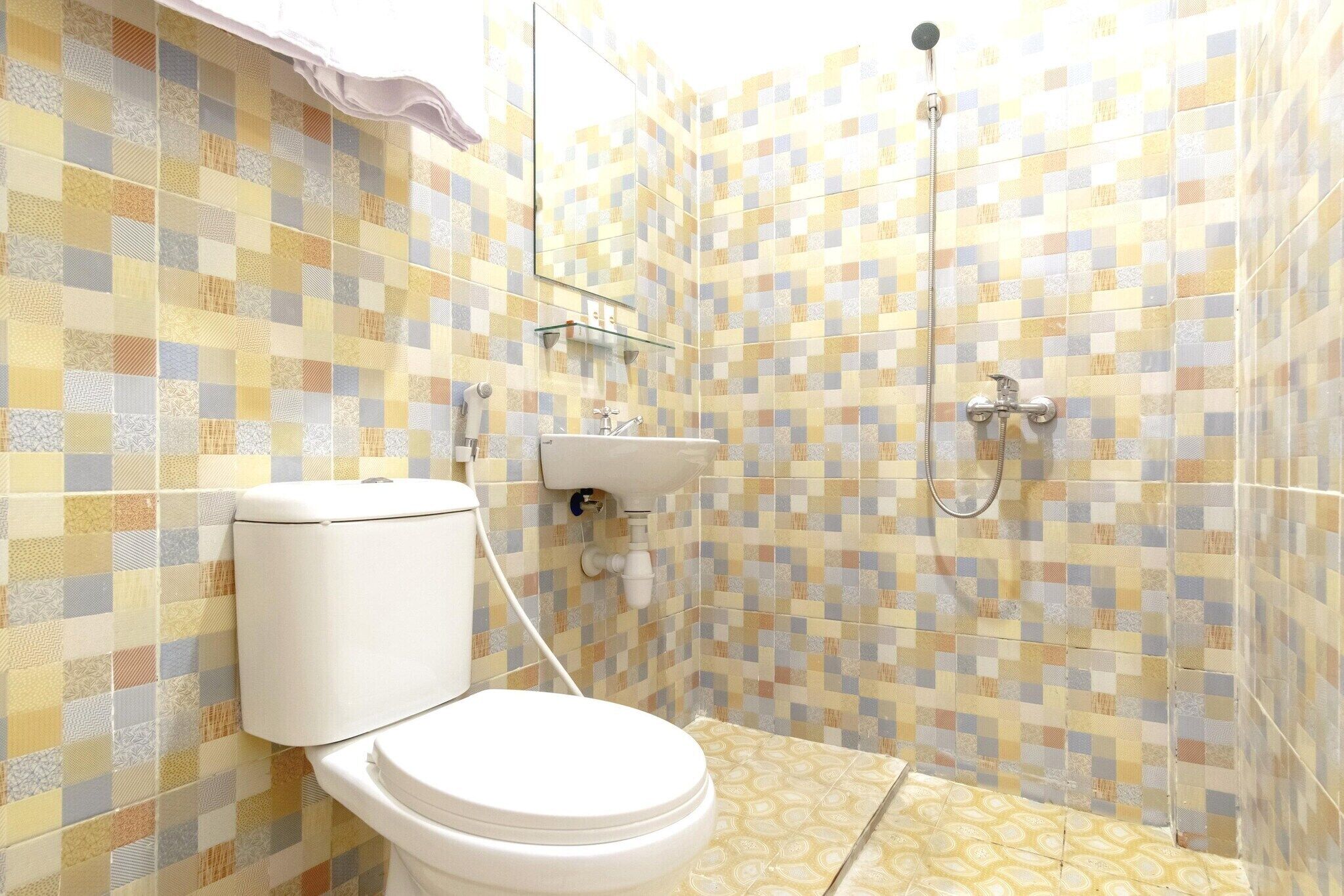 Dusche, Bidet