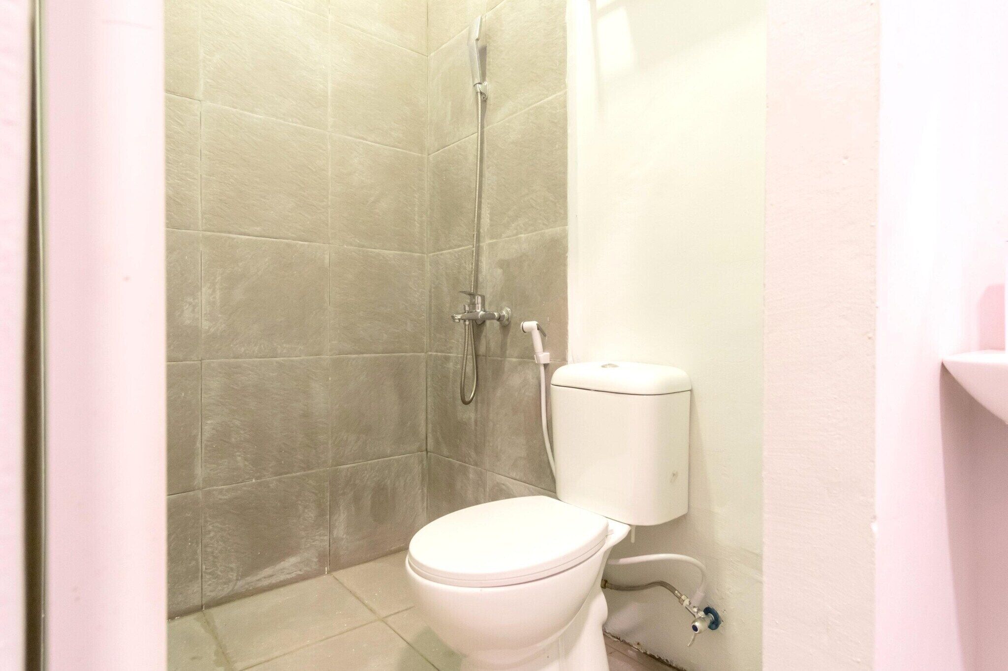 Douche, bidet