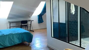 1 bedroom, internet, bed sheets