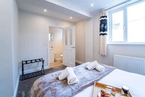 Room - Stylish Great Yarmouth Seaside Flat (Great Yarmouth)