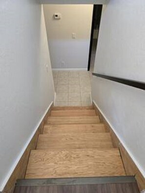 Interior - Eagle Nest/Fireplace/Peaceful/Sleeps 12 (Anchorage)