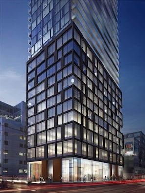 Exterior - Downtown Toronto Hotel and Suites (Toronto)