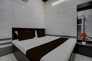 Room - Hotel O Krishna Janam Bhoomi (Mathura)