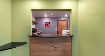 1 King Bed | Hearing Accessible, Kitchen