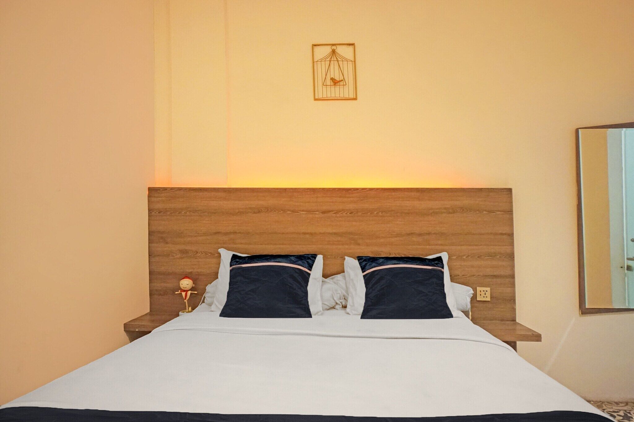 1 chambre, bureau, Wi-Fi gratuit, draps fournis