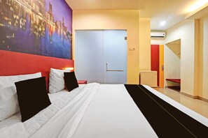 1 dormitorio, escritorio, wifi gratis y ropa de cama