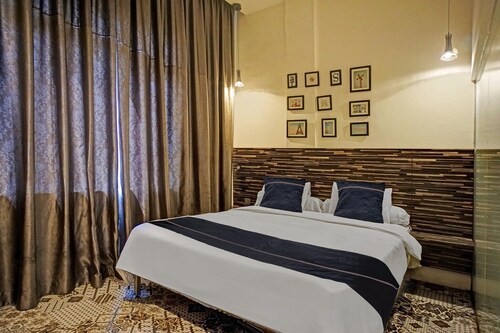 Luxuriöses Deluxe-Doppelzimmer-Refugium mit kostenlosem WLAN und Parkplatz