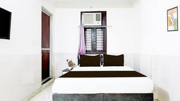 1 habitación, escritorio, wifi gratis y ropa de cama