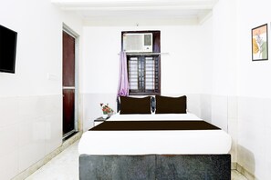 1 habitación, escritorio, wifi gratis y ropa de cama 
