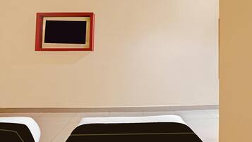 1 chambre, bureau, Wi-Fi gratuit, draps fournis