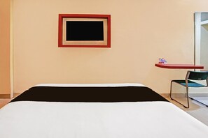 1 habitación, escritorio, wifi gratis y ropa de cama 