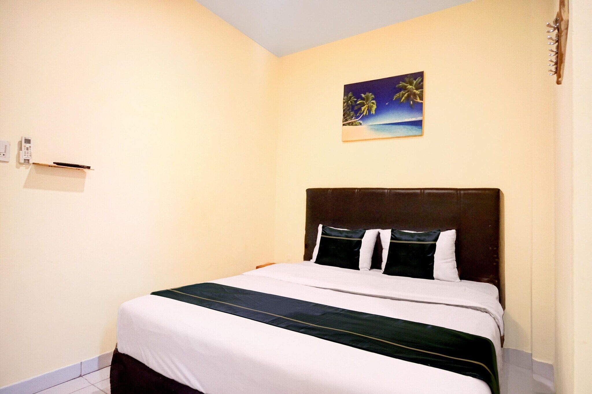 1 quarto, escrivaninha, Wi-Fi de cortesia, roupa de cama