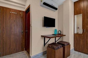 Interior - Super Collection O Tollygunge Metro (Kolkata)