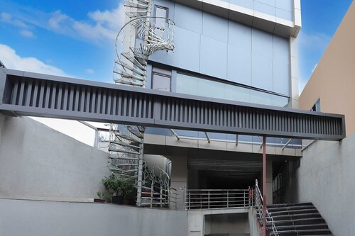 Super Townhouse Rauniyar