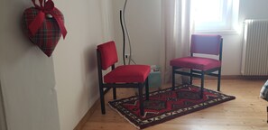 Interior - The Garden (Osigo)