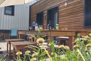 Outdoor dining - Creative Souillac Retreat with terrace (SOUILLAC)