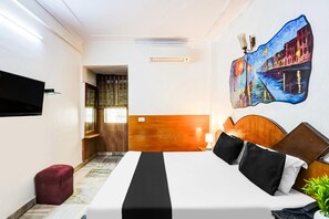 House | 1 bedroom - Deluxepaharganj Near Railway Station (New Delhi)