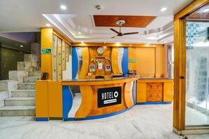 House | Reception - Deluxepaharganj Near Railway Station (New Delhi)