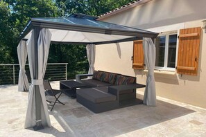 Property grounds - Stay with Pool Near Rocamadour (LACHAPELLE AUZAC)