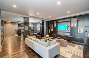 Interior - Home Movie Theatre. Walk to FIFA/NRG/Med Center. 1BDR Highrise (Houston)