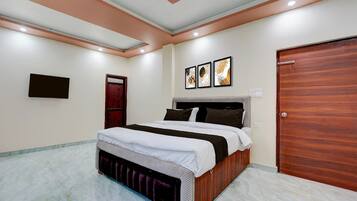 1 chambre, bureau, draps fournis