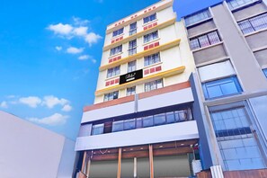 Exterior - Super Collection O Katraj (Pune)