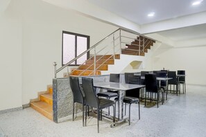 Dining - Super Collection O Talwade (Pune)