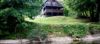 Lovely 2-bedroom cabin in Kulen Vakuf perfect for a getaway