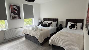 4 bedrooms, iron/ironing board, travel cot, free WiFi
