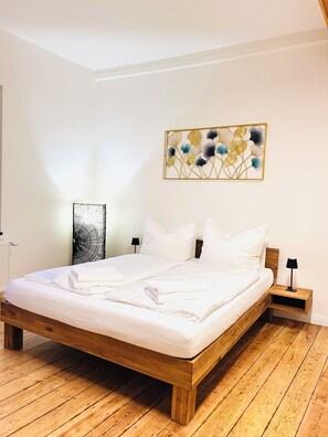 1 bedroom, WiFi, bed sheets - Rebenblick vacation apartment with far-reaching views (Landau in der Pfalz)