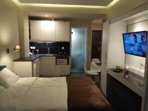 1 bedroom, in-room safe, iron/ironing board, free WiFi - Athens Stay 20 | Stylish Compact Studio in Athens (Athina)