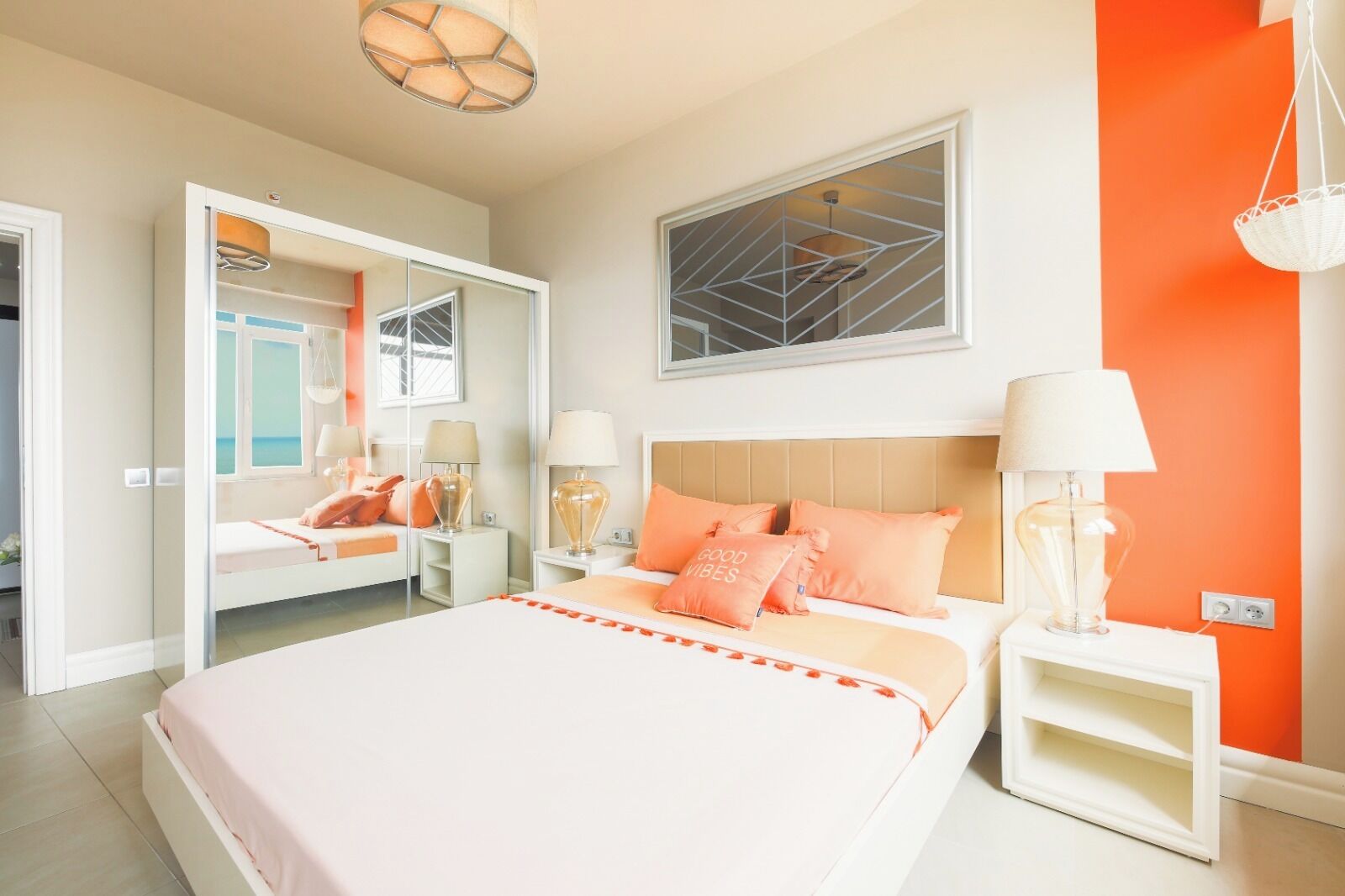 Junior-Suite, Balkon, Meerblick | Hochwertige Bettwaren, Schreibtisch, Verdunkelungsvorhänge