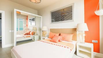 Junior-Suite, Balkon, Meerblick | Hochwertige Bettwaren, Schreibtisch, Verdunkelungsvorhänge