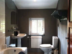 House | Bathroom - Charming Garden Holiday Home for 6 (Durbuy)