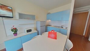 Departamento, 2 habitaciones, balcón | Interior