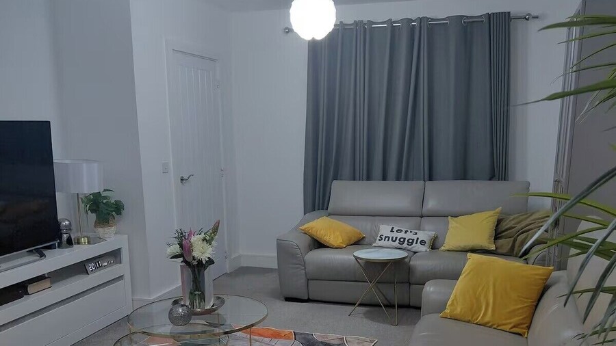Escape the City With Hilton Home