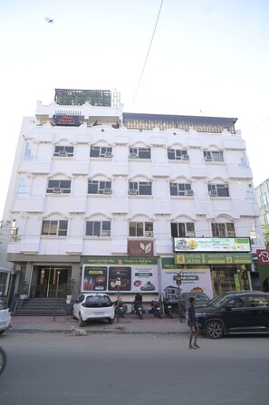 Exterior - The Tulip Regency (Jaipur)