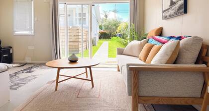 Relaxing Sauna + Ice Bath + Hot Tub Retreat in Matakana