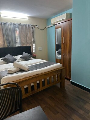 Chambre Double Économique, vue ville