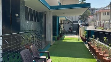 Enceinte de lâhĂ©bergement