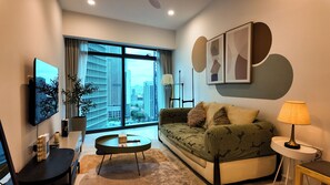 Smart TV - JD Home | Premium One Bedroom Apartment with KLCC view at Eaton Residences (Kuala Lumpur)