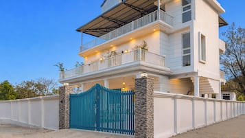 บริเวณภายนอก