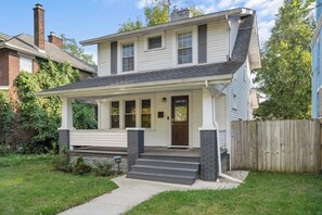Exterior - *NEW* Hot Tub | EZ Parking | 2BR by German Village (Columbus)