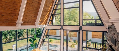 Bungalow Deluxe, piscina privada, vistas a la montaña | Zona de estar